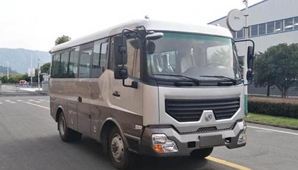 東風(fēng)國六EQ6600ZT6D型四驅越野客車(chē)