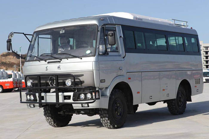 越野客車(chē)上面機油濾清器的主要作用是什么？